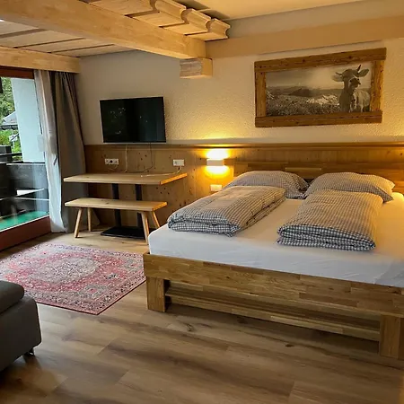 Kronenlodge Lodge Seefeld in Tirol