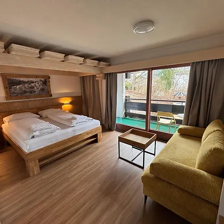 Kronenlodge Seefeld in Tirol
